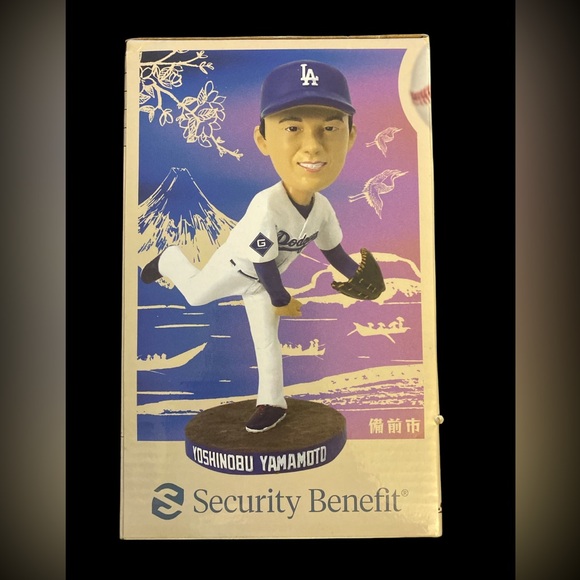 LOS ÁNGELES DODGERS YOSHINOBU YAMAMOTO BOBBLEHEAD - Picture 4 of 6